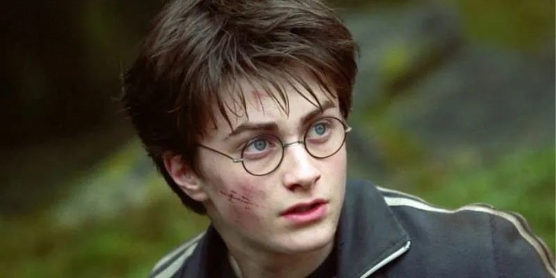 Tóm tắt cốt truyện Harry Potter Phần 1